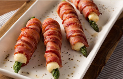 Cheesy Bacon Asparagus Rolls