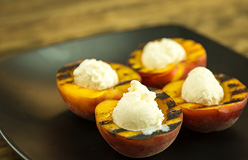 Grilled Peach Ice Cream Cups
