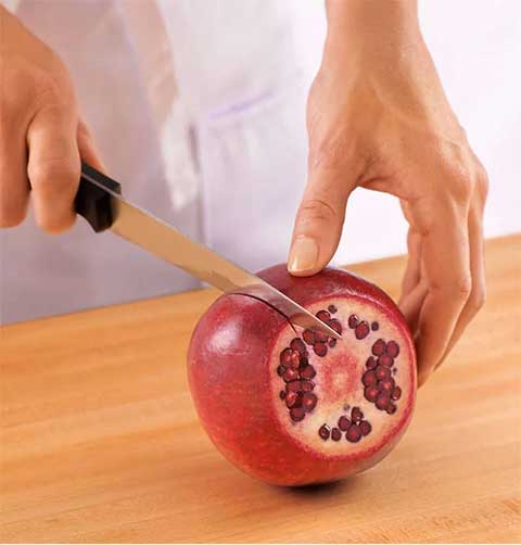 How to Open a Pomegranate Step 2