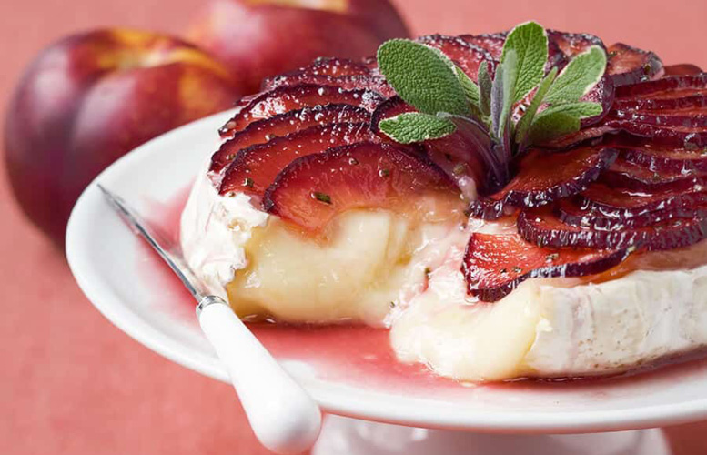 Baked Brie with Caramelized Plums