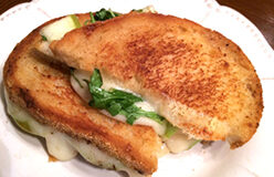 Grilled Cheese with Arugula and Apples