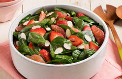 Spinach, Strawberry & Grapefruit Salad